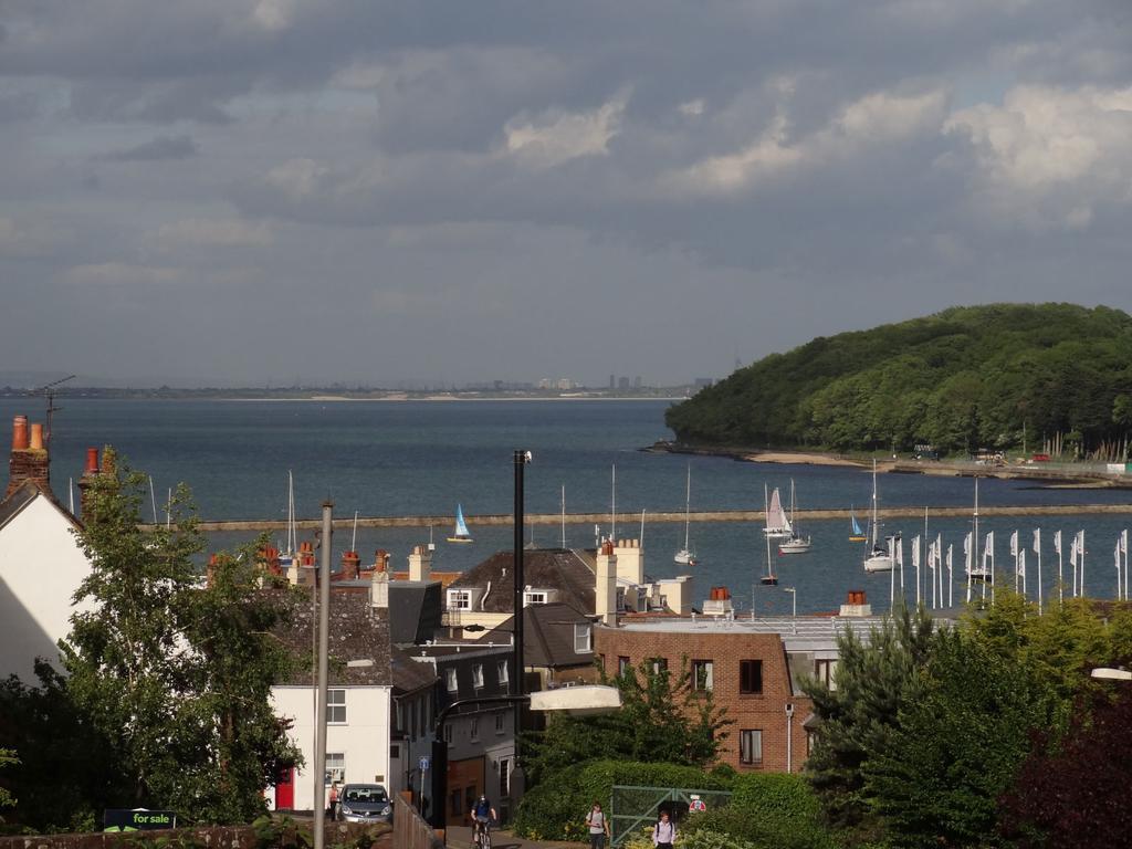 Gray'S Inn Cowes  Buitenkant foto